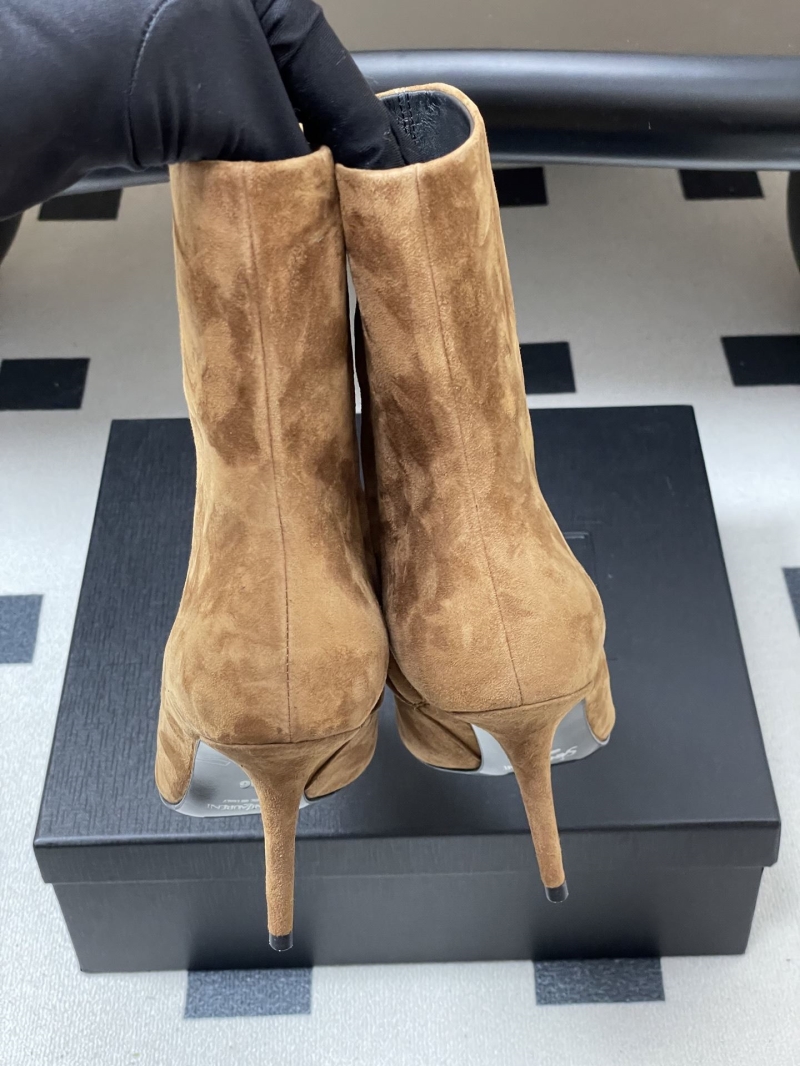 Y51 boots